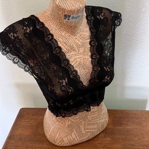 Gorgeous black lace top/bralette